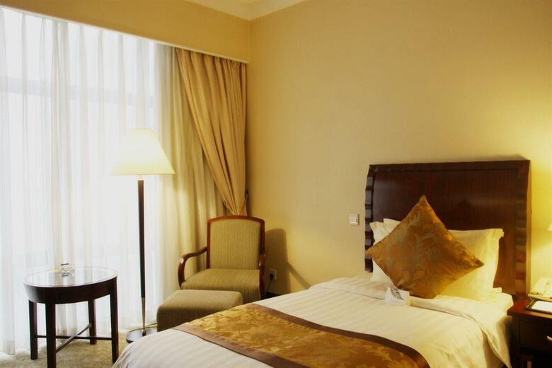 Hotel Equatorial Shanghai