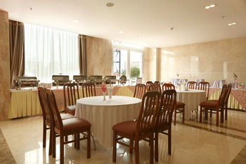 Fortuneland Hotel