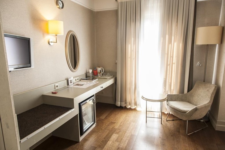 Hotel Faros Old City