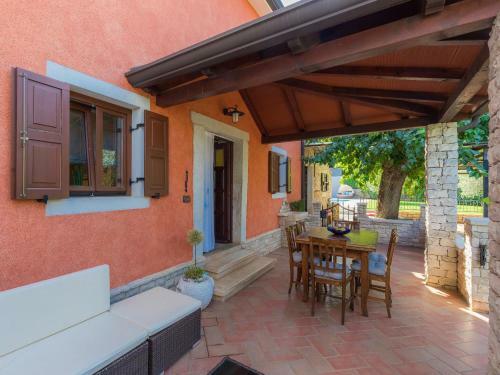 Holiday Home Villa Mala