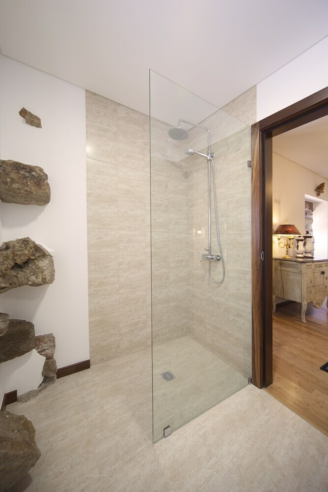 Bed & Breakfast Artvilla