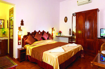 Hotel Beach And Lake Ayurvedic Resort