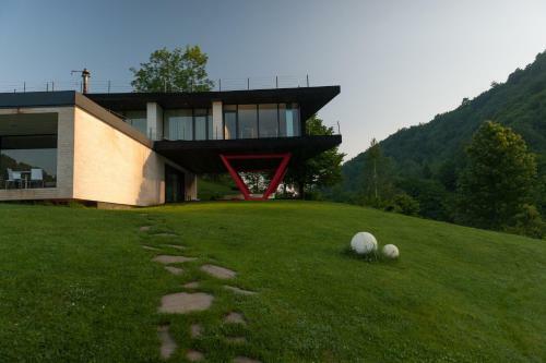 Hostal Pension Atra Doftana