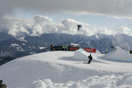 Albergue Snowfun Boardercamp Laax