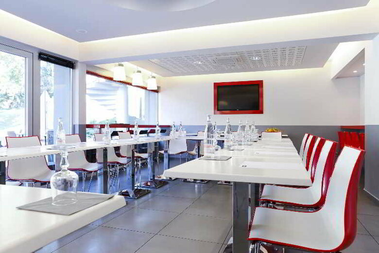 Hotel Kyriad Lyon Sud Sainte Foy