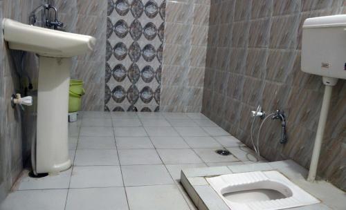 Hotel New Bakshi House