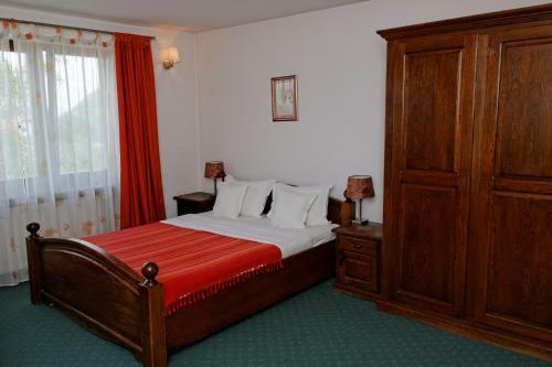 Hostal Pension Stejeris