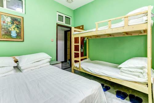 Snow Young Hostel