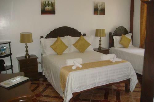 Hotel Padre Burgos Castle Resort