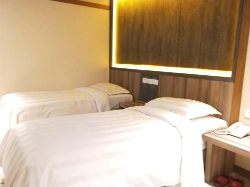 Dahshin Hotel