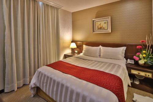 Dahshin Hotel