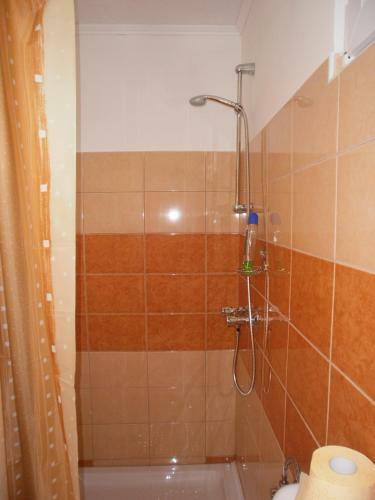 T�nd�rr�zsa Vend�gh�z �s Apartman