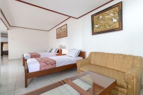 Geria Agung Mahajaya Hotel