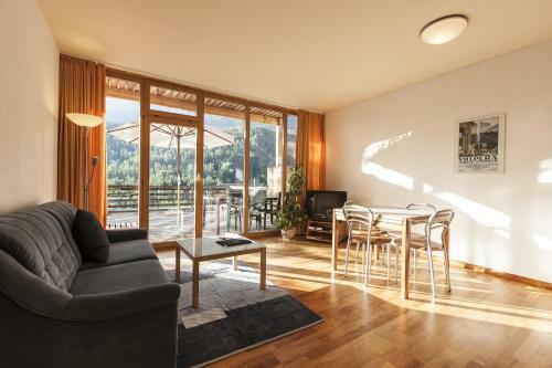 Hotel Arnica Scuol