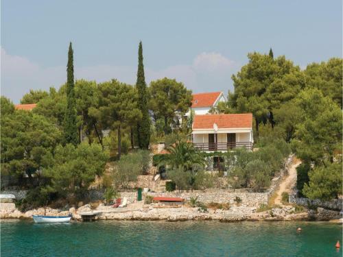 Holiday Home Milna Uvala Makarac