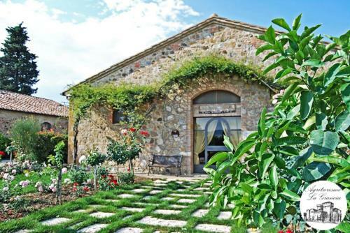 Hostal Agriturismo Castello La Grancia Di Spedaletto
