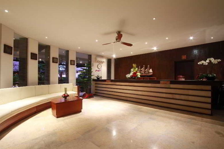 Lokha Legian Hotel
