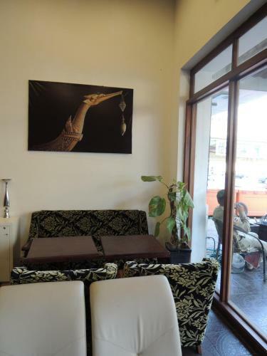 Kanika Hotel & Service Apartment