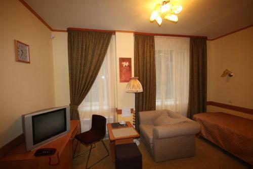 Dom Uchenykh Hotel
