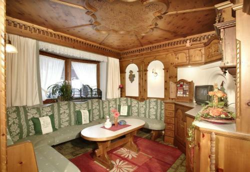 Bed & Breakfast Alpenheim Mathias