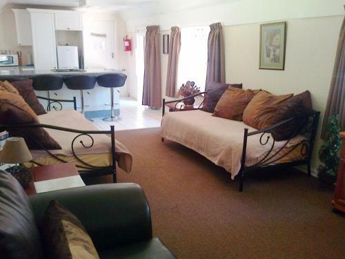 Pine Tree Lodge
