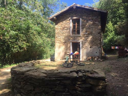 Hostal Centro Trekking A Cavallo Monte Brugiana
