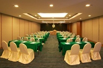 Windsor Suites Hotel
