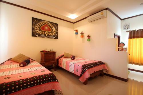 Hotel Montharntham Resort Ruknailuang