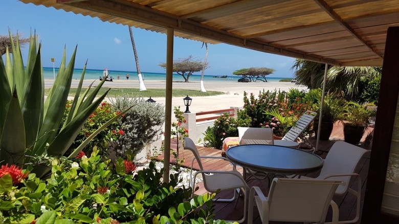 Aruba Beach Villas