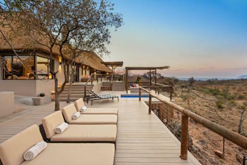 Royal Madikwe Luxury Safari Lodge