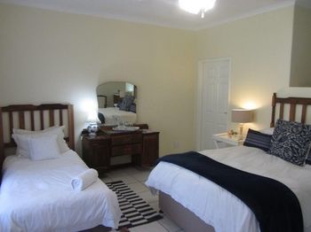 Hostal The Guest House Pongola