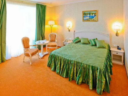 Hotel Alleya Grand