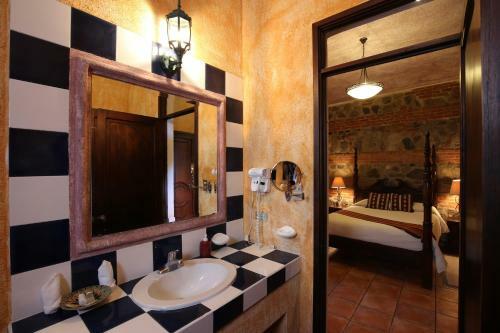 Hotel Palacio De Do�a Beatriz