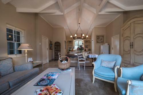 Hostal Franschhoek Rose Cottages