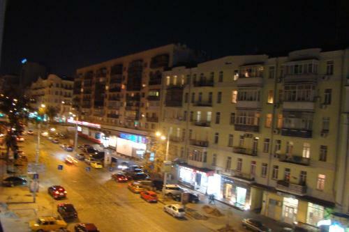 Alex Apartments On Lva Tolstogo