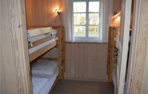 Hostal Holiday Home Torndrup Strand Hals