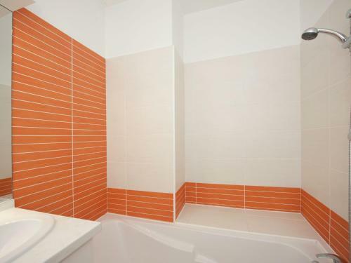 Holiday Home Au Bord de L Eau Aigues Mortes