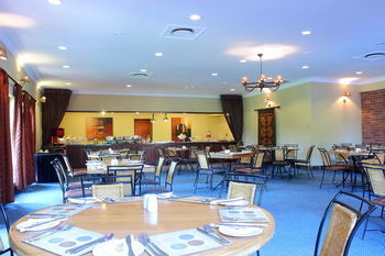 Hotel Three Cities Greenway Woods Golf Resort