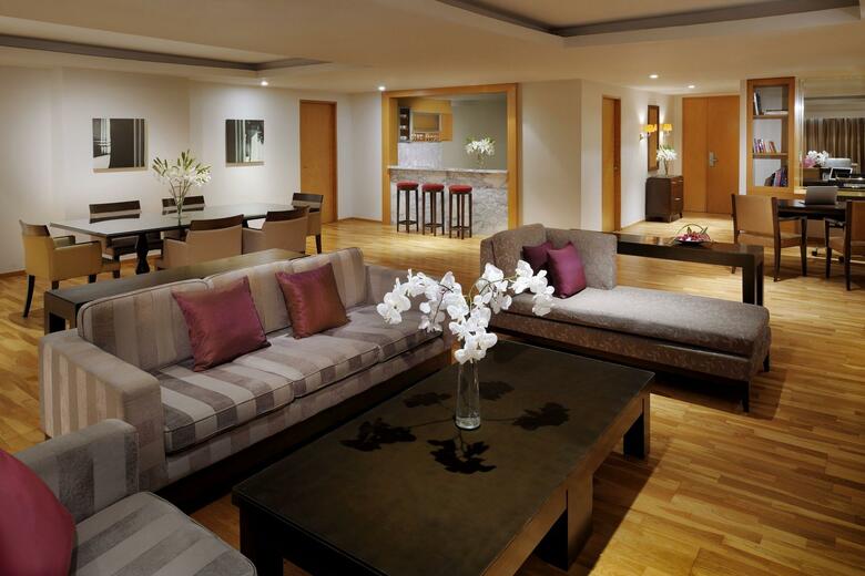 Hotel Lebua At State Tower