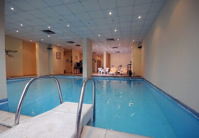 Grand Pyramids Hotel