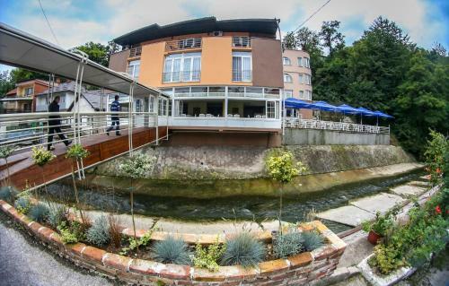 Hostal Guest House Fontana
