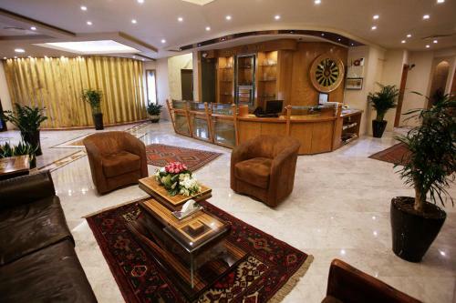 Camelot Hotel