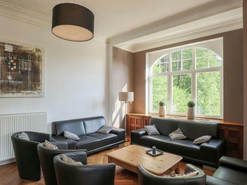 Villa Hez-de-s�verin