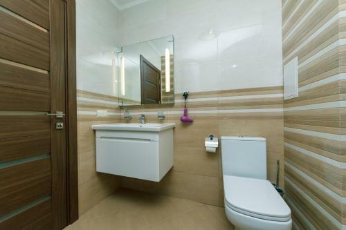 Luxrent Apartments On Lesi Ukrainki - Kiev