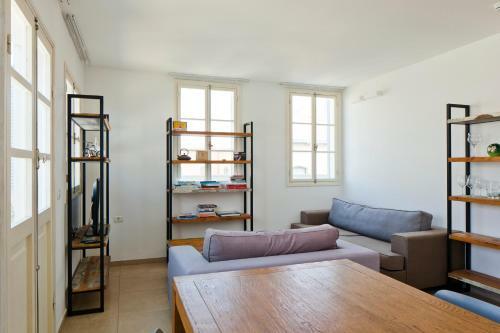 The Clock - Tel Aviv-jaffa Luxury Apartments