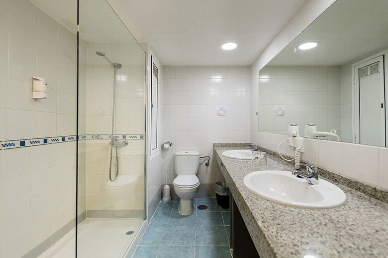 Aparthotel New Folias