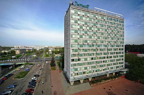 Tourist Hotel