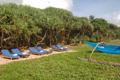 Wunderbar Beach Hotel