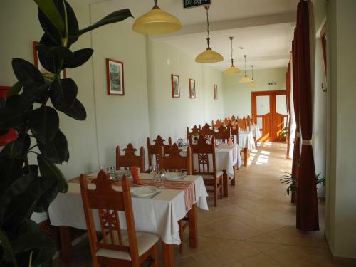 Hostal Bonanza Pensiune & Restaurant