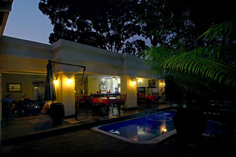 Hostal Royal Game Guest House